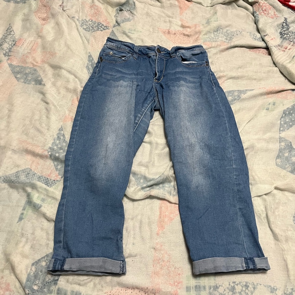 Stylish Blue Denim Jean Capris